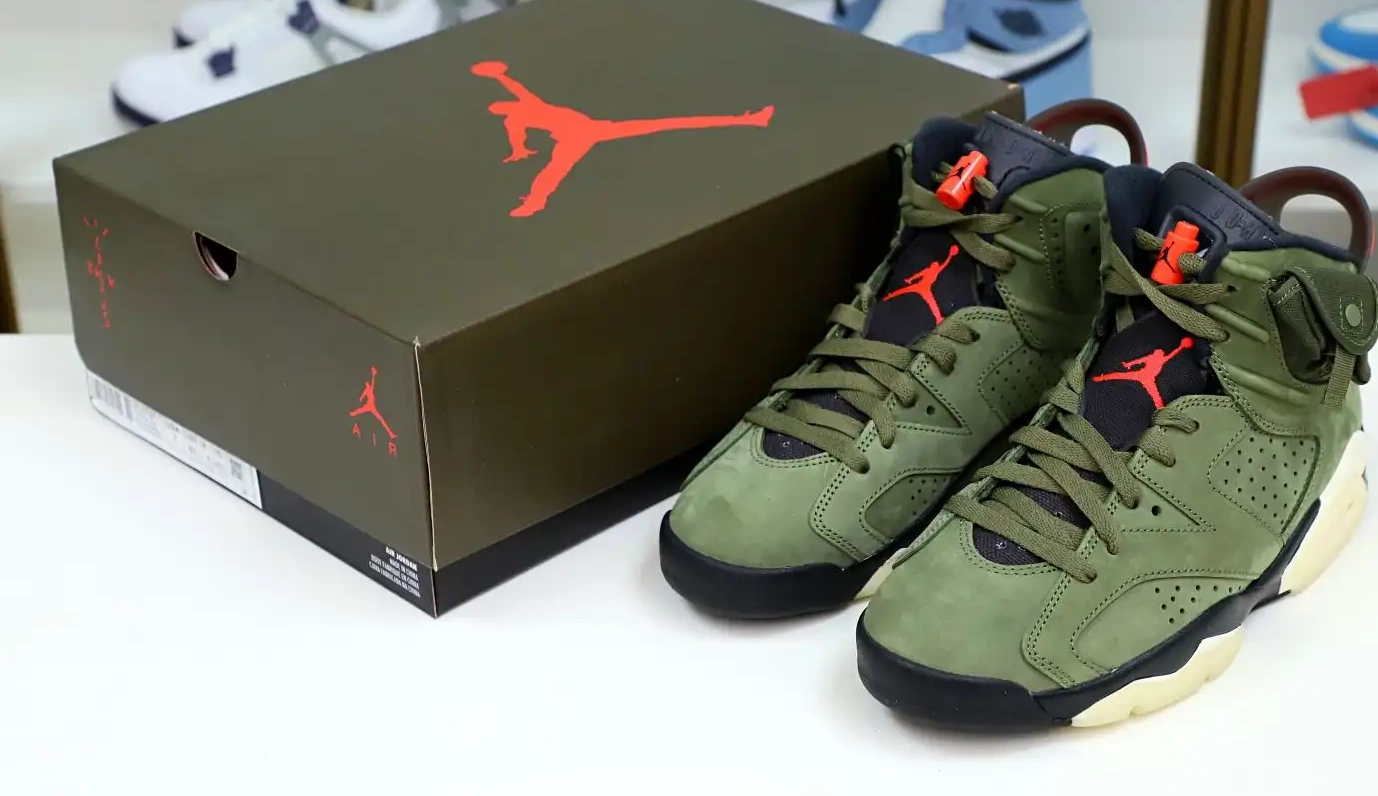 JORDAN 6 SCOTT AIR 'OLIVE' TRAVIS RETRO X 0403